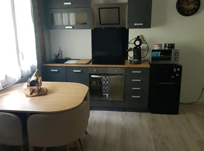 Cosy Calme A L'oree Du Bois